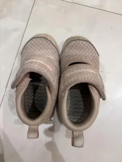ニューバランス メッシュ ピンク色