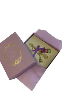 新品　バッグチャーム　LADURÉE マカロン キーホルダー