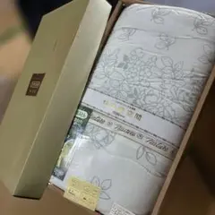 新品未使用　シングル掛け布団　薄手　マイナスイオン