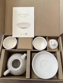 BTS 紅梅 廣州窯 クァンジュヨ KwangJuYo スプーン&箸セット Amazon | BTS クァンジュヨ 紅梅シリーズ 廣州窯 KwangJuYo ベル
