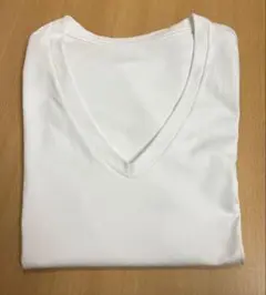 Pool by class Class クラス　Vネック　Tシャツ　【美品】