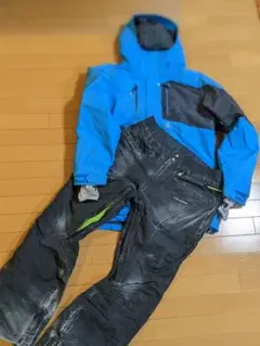 VOLCOM ボルコム スノーボード ウェア スキーウェア 上下セット