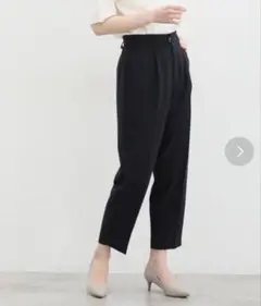 ハイウエストテーパードパンツ
