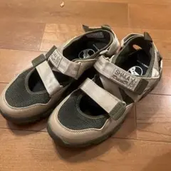 Item thumbnail for item 80838b3e-7a3a-4570-aaa0-2c8eb3bd942b