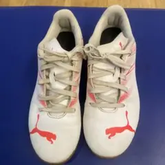 Puma フットサルシューズ ホワイト/レッド　23センチ