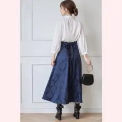 tocco closet後ろレースアップデザインクラシカルプリントナロースカート