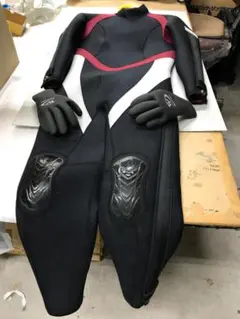 World Dive SCD Series ISZ ウェットスーツ 手袋