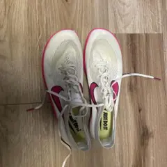 Item thumbnail for item 85c75f6e-50aa-4dec-9f76-1a78bbbe4434