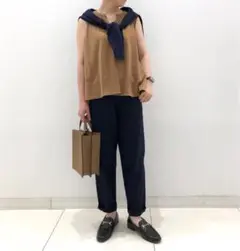 レザータッチスクエアショルダーバッグ