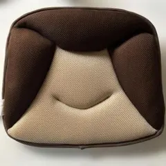 骨盤矯正クッション ブラウン ベージュ　ニトリ　40cm✖️36cm✖️8cm