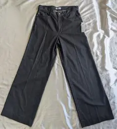 新品未使用　WEWILL ブラック　ワイドレッグパンツ　ジーンズ