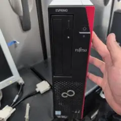 fujitsu ESPRIMO D586/PW i7-6700