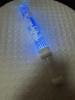 ⑧ 超特急　カイ　ペンライト