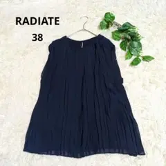 美品✨《RADIATE》ノースリーブブラウス プリーツ 綺麗め 上品 38 紺