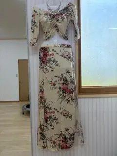 ベリーダンスレッスンウェア