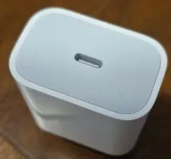 Apple　ACアダプター 20w