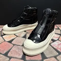 美品　MANA マナ ブロックハイカットスニーカー　厚底　フロントジップ　黒