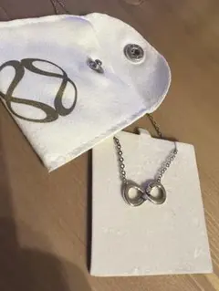 アリックス ネックレス