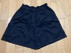 西松屋　黒ハーフパンツ 160cm