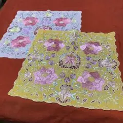 工芸品中国花柄刺繍ハンカチ2枚セット