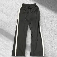 Item thumbnail for item 68eda7ee-3a31-43f7-9e04-e230d1aaa332