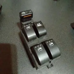 エッセ/パワーウインドウスイッチ/L235S/ダイハツ/