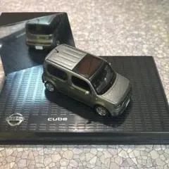 日産非売品1/43 キューブ ダークメタルグレー カラーサンプル 激レア Amazon | トミカ 日産 キューブ CUBE Z12 ディーラー特注 非売品