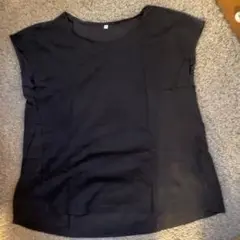 無印良品　紺色トップス