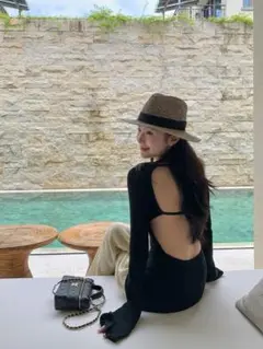 大人シンプル背中開きトップス♡ベルスリーブ　春のデートや女子会に最適