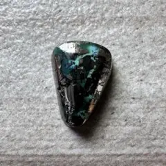 ターコイズ　ナコザリ　5.7ct メキシコ産　アイランドパイライト