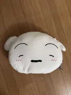 クレヨンしんちゃん　シロぬいぐるみ