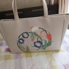 花柄刺繍トートバッグ ベージュ
