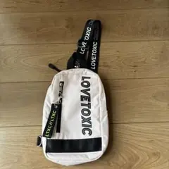 LOVETOXIC ショルダーバッグ