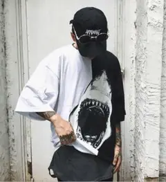 【個性派デザイン】サメ柄ビックプリントTシャツ