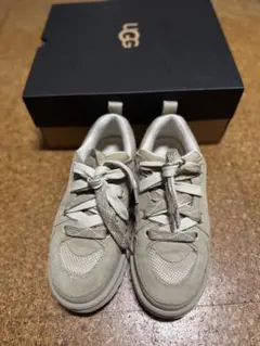 Item thumbnail for item 25197bdf-4dab-445f-8113-927e7e842d56