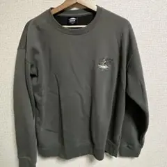 【OUTDOORPRODUCTS】裏フリース仕様 刺繍トレーナー （オリーブ）