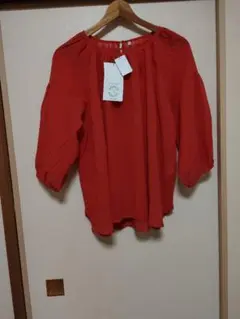 新品タグつき　しまむら　ラグラン袖ブラウス　オレンジ