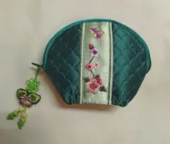 Item thumbnail for item 4ce457fb-5419-4049-b5b1-683dc431c659