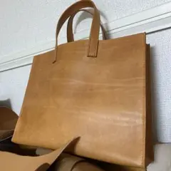 自信作です。　ヌメ革　ハンドメイド　バッグ　総手縫　タンニン鞣し革　本革　牛革