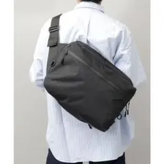 NoiR レインカバー内蔵　ショルダーバッグ