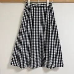 GU タックフレアミディスカート ギンガムチェック