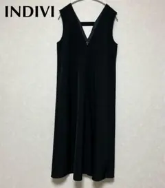 INDIVI インディヴィ　極美品　Vネック ロングジャンパードレス