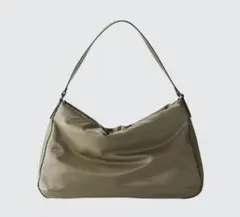 ✨完売・希少✨UNIQLO C レザータッチパフィーバッグ オリーブ　カーキ
