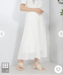 a.v.v スカート　シアー　美品