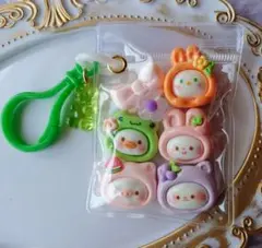 ガチャ詰め風ポーチ　キャンディバッグキーホルダー　動物　うさぎ　カエル　猫　ブタ