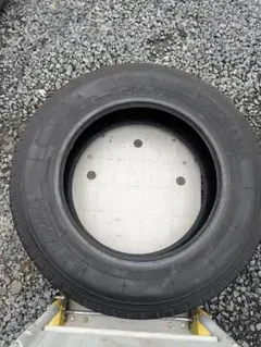 中古タイヤトラック用　205/70r17.5 １本