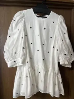 チェスティ　ハートブラウス