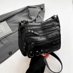 新品未使用　 ショルダーバッグ 複数ポケット　ブラック　 Vintage 00