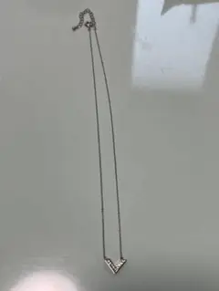 シルバーネックレス　チャーム付き