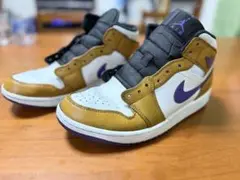 Nike Air Jordan 1 MID レイカーズ
